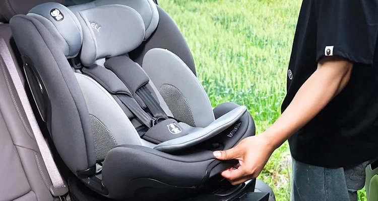 Inovațiile pentru scaune auto noi îmbunătățesc siguranța și confortul familiei Inovațiile pentru scaune auto noi îmbunătățesc siguranța și confortul familiei
